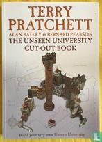 Pratchett, Terry - The Unseen University Cut-Out Book - 2006, Verzenden, Zo goed als nieuw