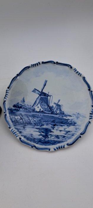 De Porceleyne Fles, Delft - L.G.N ten Dam - Vaas (2) -