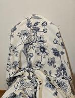 Giardino in blu op gestreept katoen met linnen-effect,