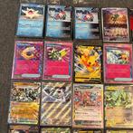 Pokémon - 30 Mixed collection - Various sets, Hobby en Vrije tijd, Nieuw