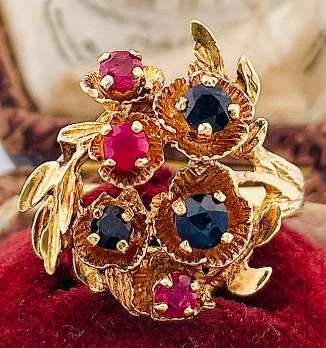 Ring - 18 karaat Geel goud Robijn - Saffier, Handtassen en Accessoires, Ringen