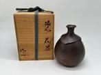 Vaas - Aardewerk, Bizen-yaki -Oxiderend bakken zonder
