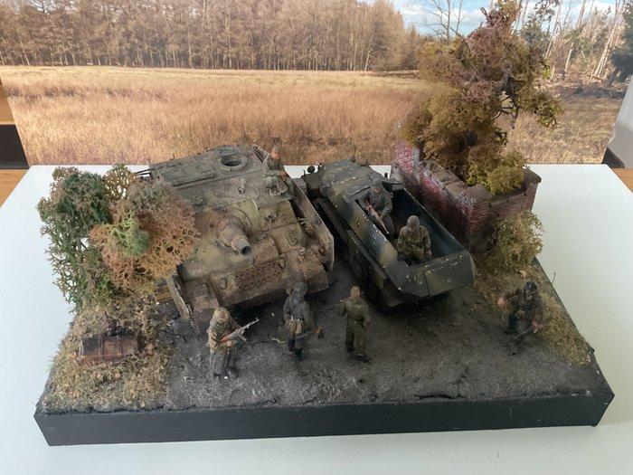 Tamiya - Speelgoed Sturmpanzer IV “Brummbar Op weg naar het, Kinderen en Baby's, Speelgoed | Overig