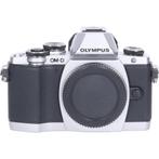 Tweedehands Olympus E-M10 body zilver CM3778, Audio, Tv en Foto, Fotocamera's Digitaal, Ophalen of Verzenden, Gebruikt, Olympus