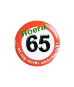 Button 65 Jaar Verkeersbord 5,5cm, Hobby en Vrije tijd, Nieuw, Verzenden