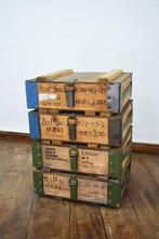 Doos - Hout, Staal - Vier houten opbergdozen, Antiek en Kunst