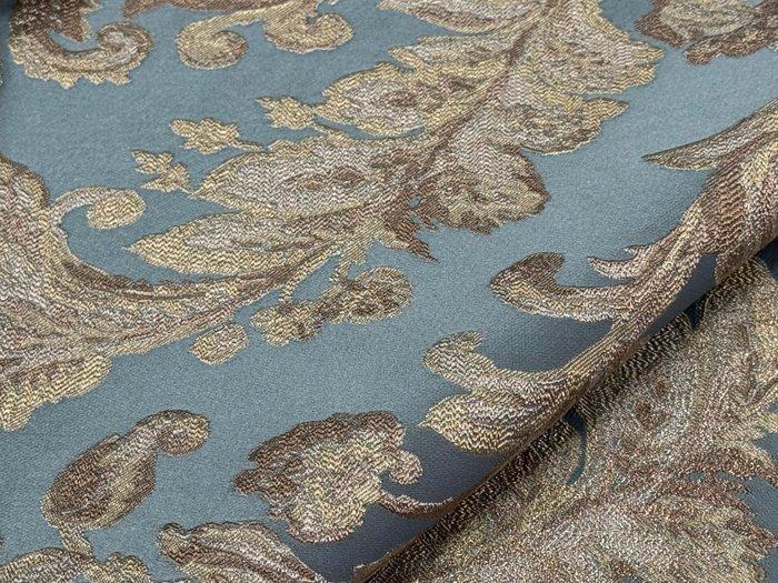 Incanto Barocco: De elegantie geweven van lampasso -, Antiek en Kunst, Antiek | Tapijten, Tafelkleden en Textiel