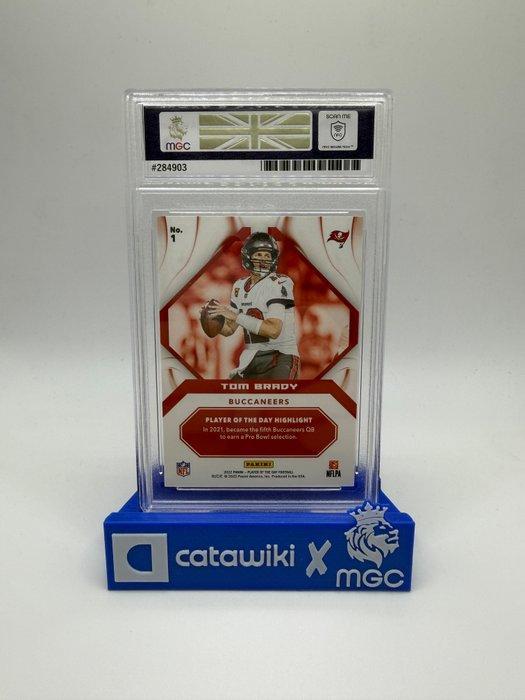 2022 Panini Panini Player of the Day Tom Brady 001, Verzamelen, Stickers