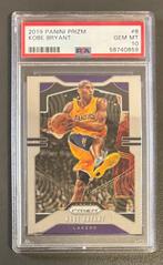 2019 - Panini Prizm - Kobe Bryant - #8 - PSA 10 Graded card, Hobby en Vrije tijd, Verzamelkaartspellen | Overige, Nieuw