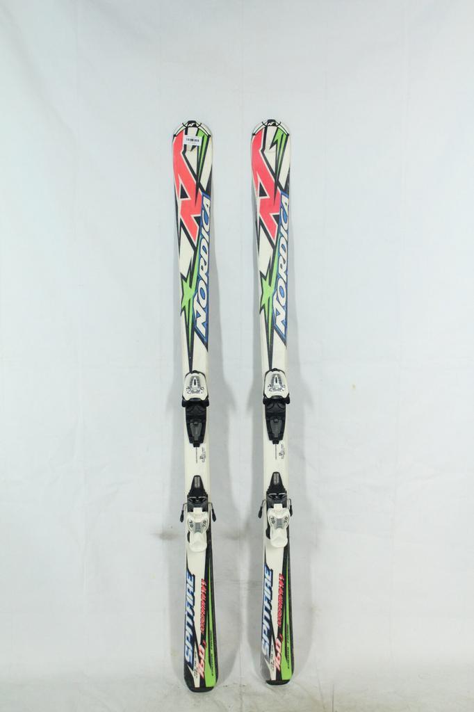 Refurbished - Ski - Nordica Dobermann - 160, Sport en Fitness, Skiën en Langlaufen, Ski, 160 tot 180 cm, Gebruikt, Nordica, Ski's