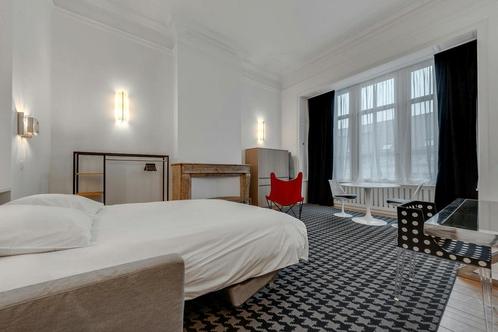 Appartement en Rue de Tenbosch, Ixelles, Immo, Appartementen en Studio's te huur