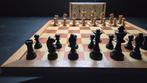 Jeu déchecs - Staunton + Soviet Schaakklok - Bois
