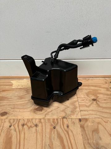 AdBlue brandstoftank A 910 470 2401 (Als nieuw) beschikbaar voor biedingen