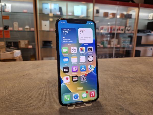 Veiling - Apple iPhone XS 64GB Accu 77 Zwart - In Nette Staa, Télécoms, Téléphonie mobile | Apple iPhone