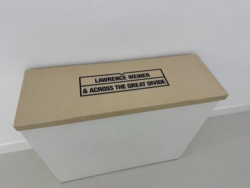 Lawrence Weiner (1942-2021) - Untitled (& Across The Great, Antiek en Kunst, Kunst | Schilderijen | Modern