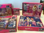 Barbie - Poupée Barbie Keukenset; Badkamerset; Eetkamer;