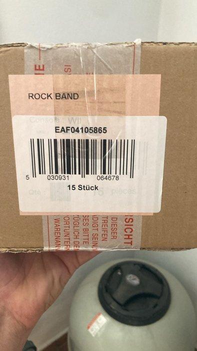 Nintendo - Wii - ROCK BAND - sealed case of 15 - Videogame -, Games en Spelcomputers, Spelcomputers | Overige Accessoires