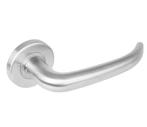 Intersteel deurkruk Sabel op rond rozet RVS, Doe-het-zelf en Bouw, Hang- en Sluitwerk, Ophalen of Verzenden, Nieuw