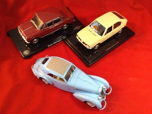 Kiosk - Collezione Alfa Romeo 1:24 - Modelauto (3) - 1) LEO, Hobby en Vrije tijd, Modelauto's | 1:5 tot 1:12