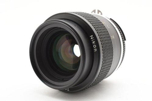 Nikon Ai-s Zoom Nikkor 3.5/28-50mm Zoomlens, Audio, Tv en Foto, Fotocamera's Analoog