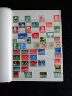 Monde 1919/2006 - Bel ensemble de postfris dans 4 albums de, Postzegels en Munten, Gestempeld