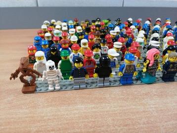 Lego - Mini figurines - partij van poppetjes 144 stuks - beschikbaar voor biedingen