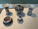 Oud Delft, Nijmegen - Vaas (4) - Aardewerk - Polychroom