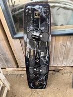 Brunotti Nova Kiteboard 141 + gravity pro pads, Watersport en Boten, Twintip, Gebruikt, Kiteboard