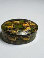 Kist (2) - gelakt - Gelakte doosjes met scène