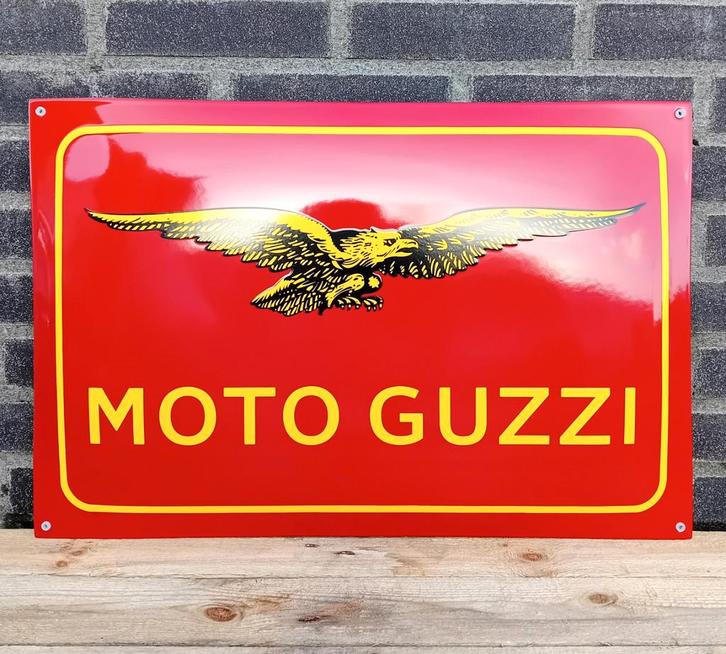 Moto guzzi rood/geel, Verzamelen, Merken en Reclamevoorwerpen, Verzenden