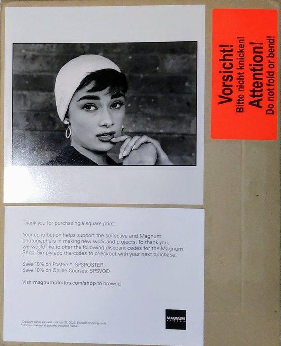 Dennis Stock - Audrey Hepbum Lang Nuovo USA 1964, Antiek en Kunst, Kunst | Designobjecten