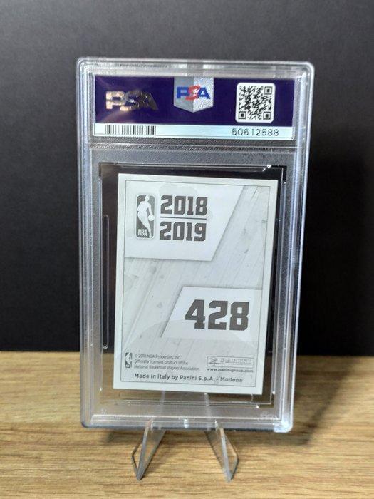 2018 Panini Stickers #428 Luka Doncic - PSA Graded card, Verzamelen, Stickers
