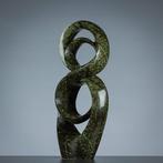 Mac Donald - Statue, Working together - 13,3 kg - 530 mm -