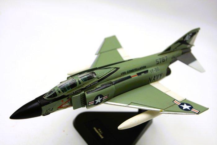 Modelvliegtuig - Lotto con dodici modellini di, Antiquités & Art, Antiquités | Assiettes décoratives & Carrelages