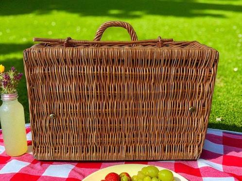 Cesto/Valigia da Picnic in Vimini con Piatti, Posate,, Antiek en Kunst, Curiosa en Brocante