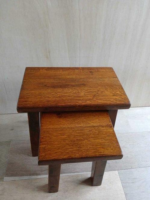 Bijzettafel - Eik - Twee bijzettafels, Antiek en Kunst, Kunst | Designobjecten