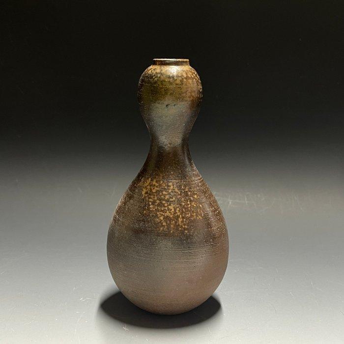 Vaas - Aardewerk - Japan - Bizen Ware / Set van 2 (Zonder, Antiek en Kunst, Antiek | Overige Antiek