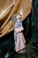 Lladró - Beeldje - Lladro Boy Matador Figurine- Rare edition, Antiek en Kunst