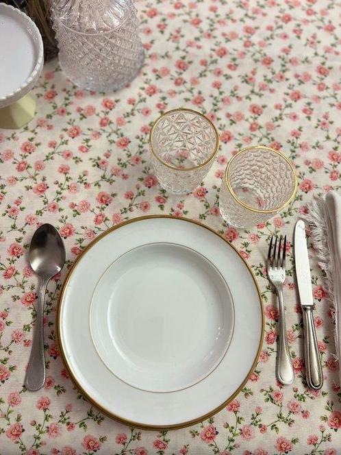 Romantisch tafelkleed voor grote tafels. Elegante landelijke, Antiek en Kunst, Curiosa en Brocante