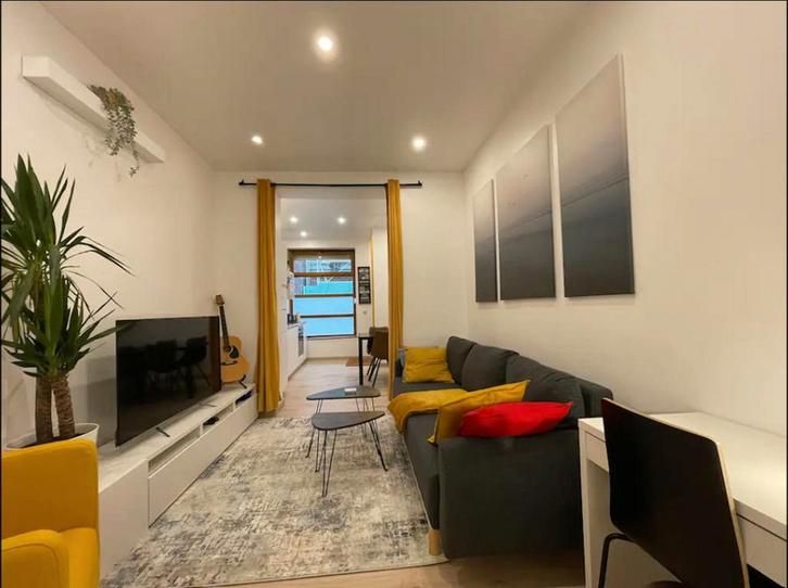 Appartement en Rue de Gênes, Forest, Immo, Appartementen en Studio's te huur