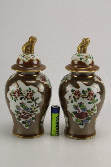 dekselvaas - Porselein - China - Qianlong (1736-1795) -, Antiek en Kunst, Antiek | Overige Antiek