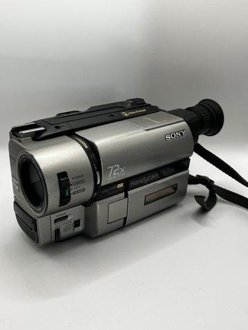 Sony Handycam CCD-TRV65E – Vidéo Hi8 XR – 72x Zoom numérique