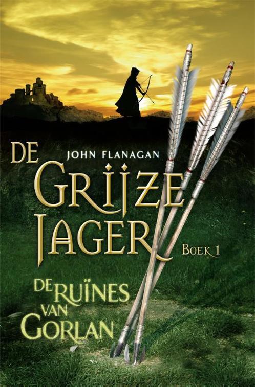 De Grijze Jager 1 -   De ruïnes van Gorlan 9789025750657, Boeken, Kinderboeken | Jeugd | 10 tot 12 jaar, Zo goed als nieuw, Verzenden