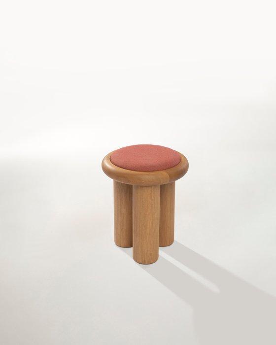 Heilig Objects - Kruk - Eik - FAT LEG 25 - rood melange, Antiek en Kunst, Kunst | Designobjecten
