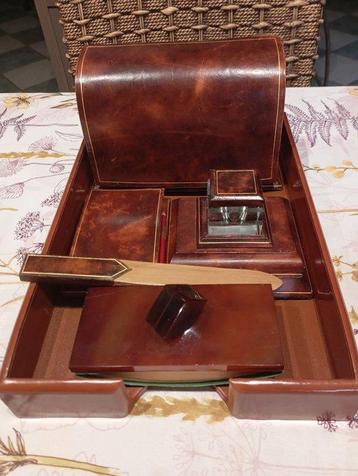 Collection darticles de marque - Set de bureau en cuir avec
