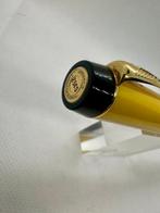 Parker - Duofold Mandarine Yellow Centennial - Stylo à plume