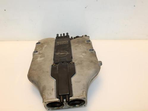 Inlaatspruitstuk Opel Omega O139560, Auto-onderdelen, Carrosserie