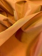 Prestigieuze taffettà in zijdeblend kleur oranje/geel