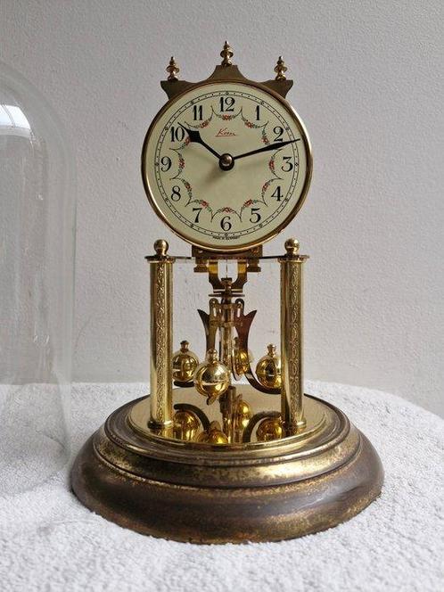 Pendule 400 jours - Kern - laiton, verre - 1950-1960, Antiek en Kunst, Antiek | Klokken