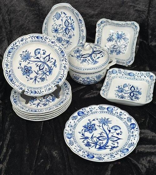 Eetservies - Triptis Porzellanservice im Zwiebelmuster –, Antiek en Kunst, Antiek | Meubels | Tafels
